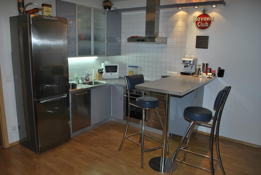 Apartamento Chotěšovská With Parking Place Praga
